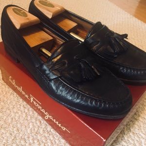 Salvatore Ferragamo Osvaldo Black Leather Loafers